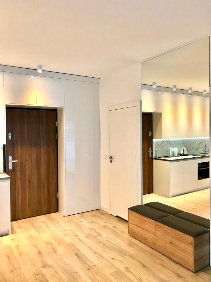 פוגורזליצה Apartament Rodzinny Z Duzym Tarasem מראה חיצוני תמונה